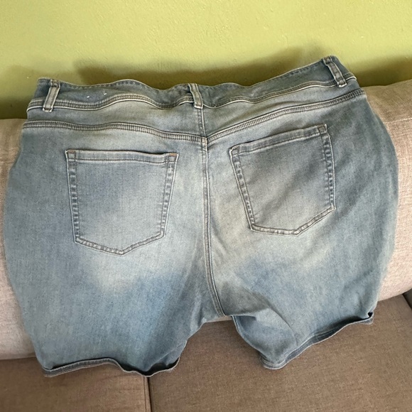 Lane Bryant Denim Bermuda Shorts - Picture 3 of 3